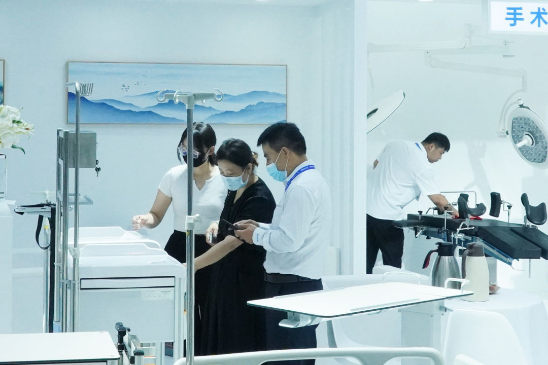 明升医疗,小护士医疗设备